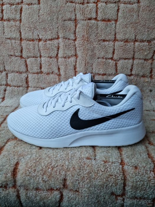 Кроссовки Nike Tanjun