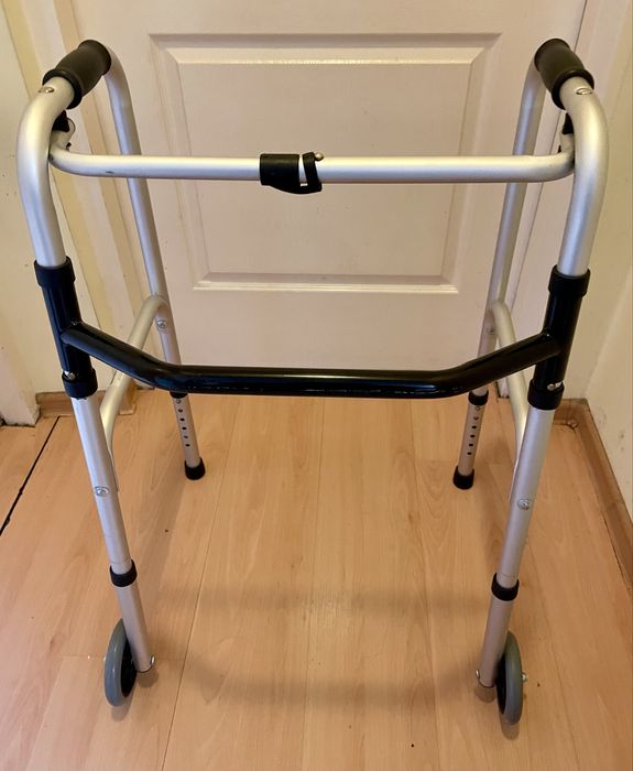 Balkonik AR-003 – jak nowy!