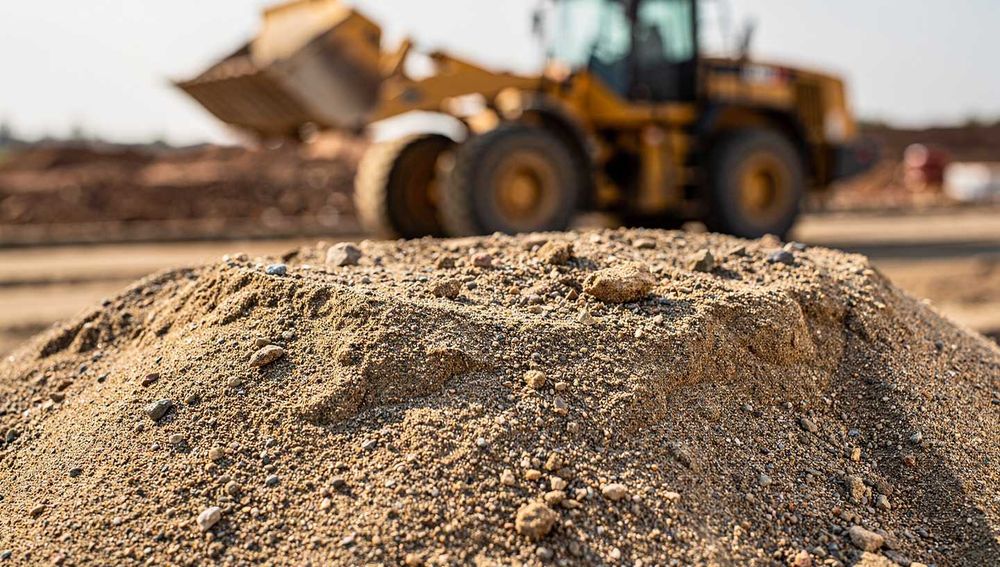 Piasek budowlany – sprzedaż i transport | Dostawa lub odbiór własny