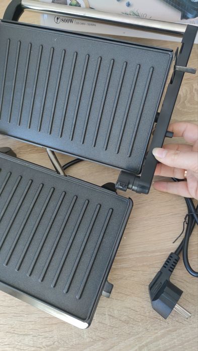 Opiekacz do panini Aigostar