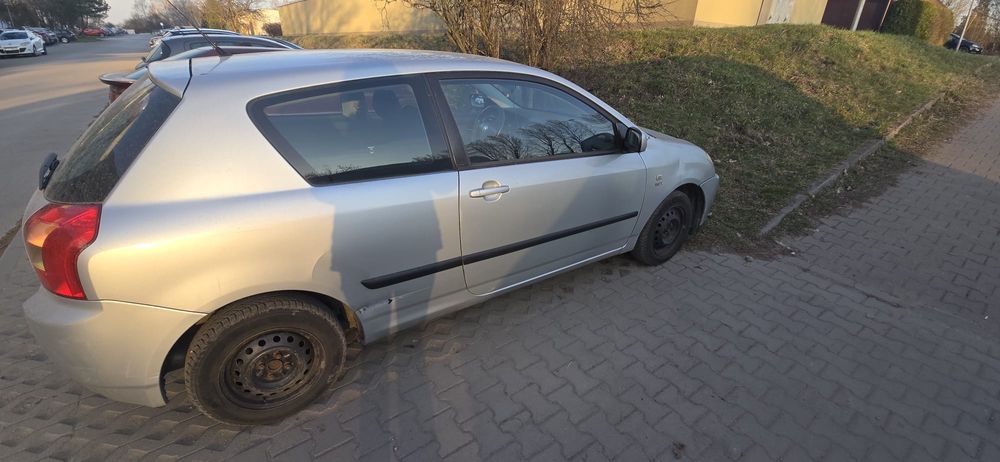 Toyota Corolla e12  2002r 1.4 benzyna
