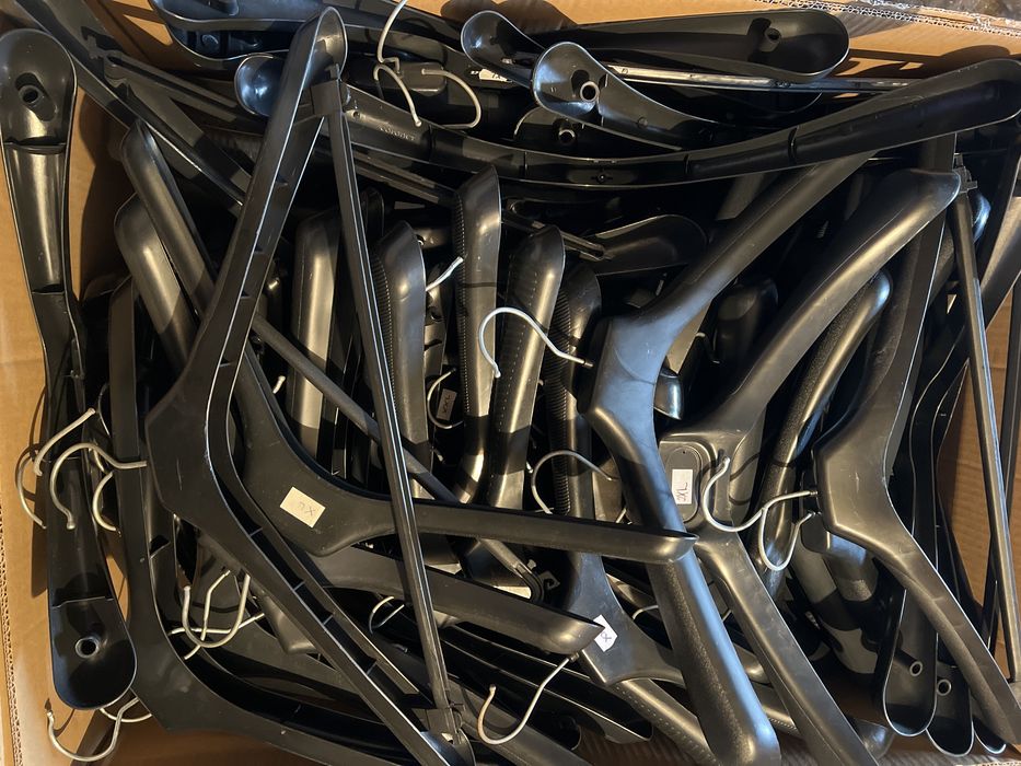 75 szt wieszaki na ubrania garnitury meskie