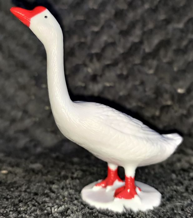 Gąska figurka z tworzywa gęś