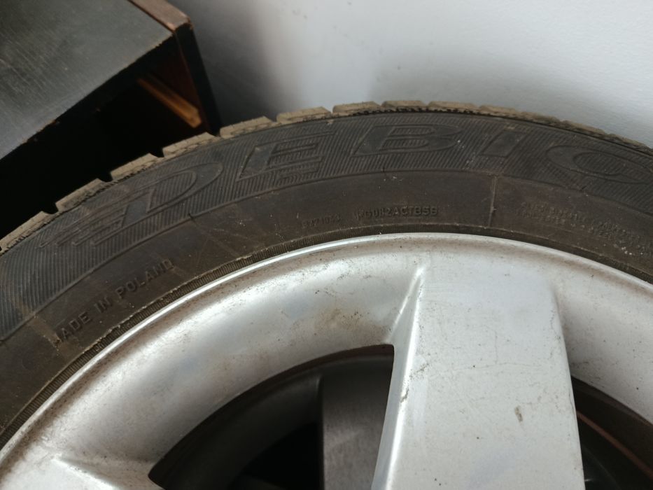 Диски с шинами Peugeot 207 зима