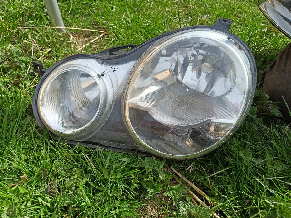 Lampa przód przednia, lewa polo 2004.