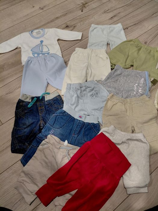 Sprzedam pakę ubran dla chłopca rozmiar 56/62