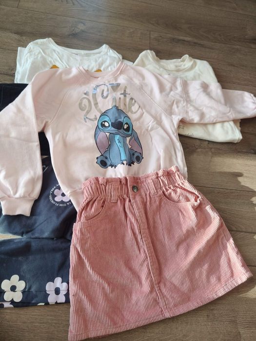 Paczka ubrań 122/128 dla dziewczynki.