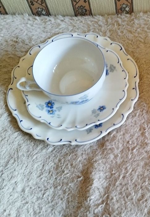 Filiżanka Trio sygnowana Stablim