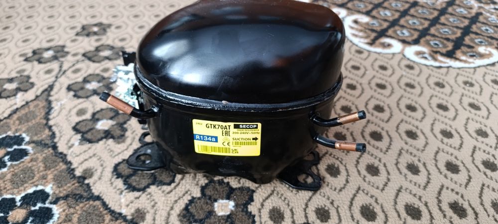 Компресор для морозильної камери, новий