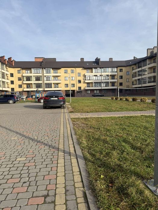 Продається двох-кімнатна квартира