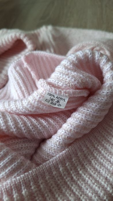 Golf sweterkowy różowy 128/134 Camiza