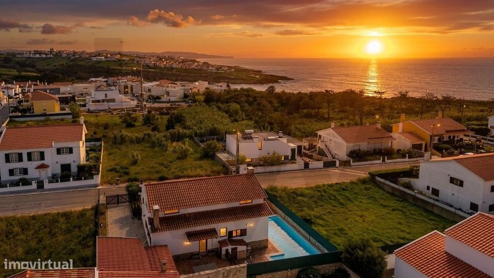 T3+2 Detached House with Swimming Pool and Independent Studio – Casais de São Lourenço