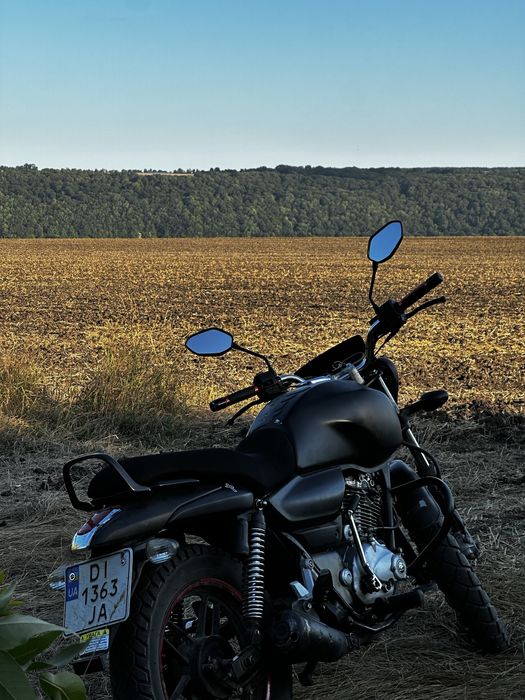 Bajaj vikrant v15 150 +торг
