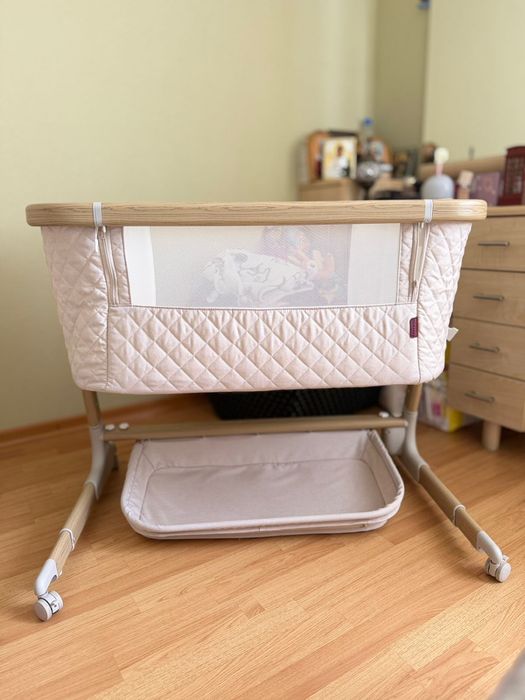 Приставне ліжечко Carrello Prima Honey Beige з електронним заколисуванням