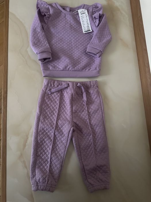 Костюм для дівчинки