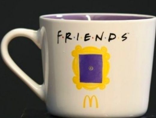 Чашки Macdonald's Friends:CENTRAL PERK,Фонтан,С Диваном,ФИГУРКИ Friend