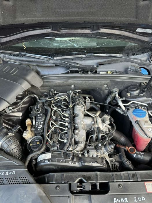 Двигун AUDI CAGC 2.0 TDI мотор A4 B8 CAG