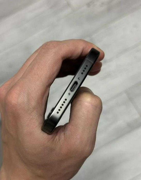 iPhone 16 Pro Max, 512 ГБ, SIM + eSIM