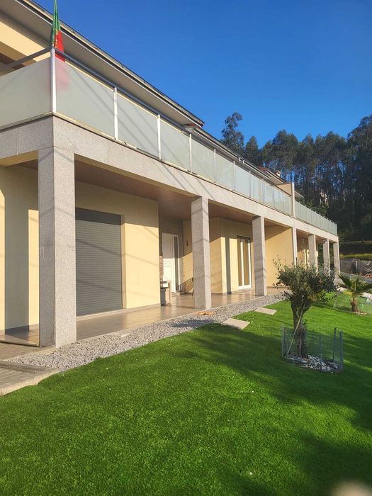 Rental of a 4-Bedroom House | Fermedo, Arouca