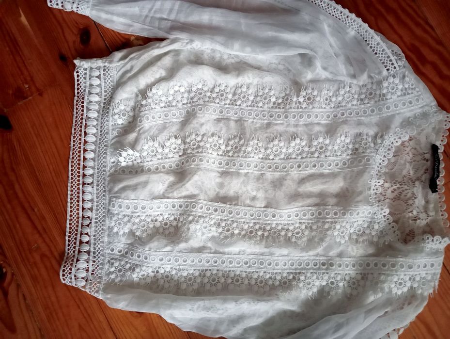 Elegancka biała bluzka S