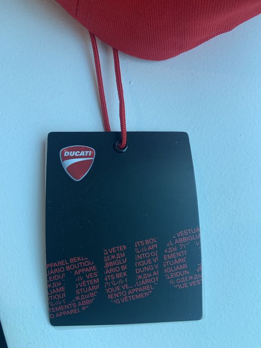 Boné Ducati. Original. Novo.