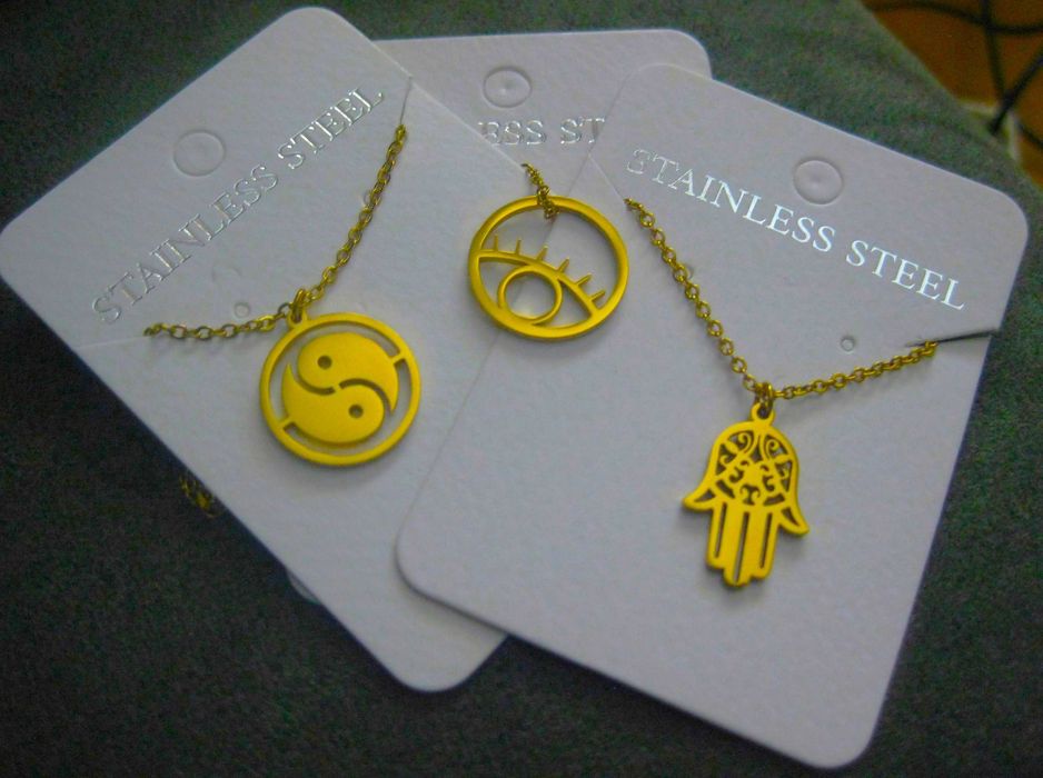 Colar Aço c/ Mão de Fátima NOVO  -  SALDO