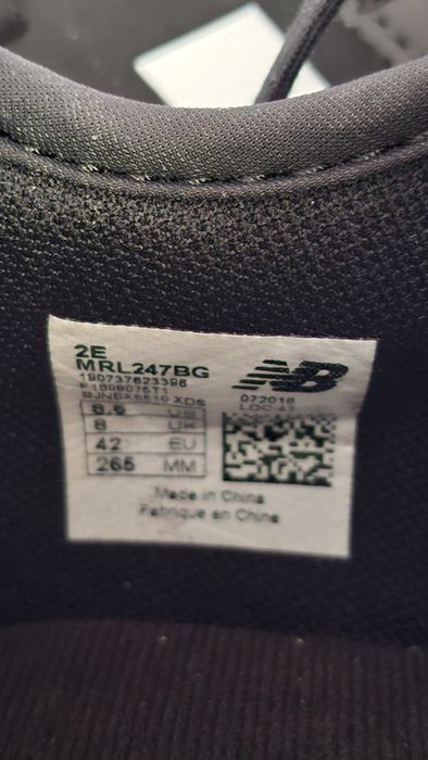 Buty nowe sportowe New Balance w pudełku rozmiar 42