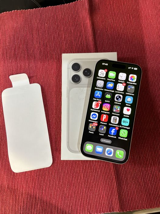 iPhone 17 Pro 256gb ( Branco) Silver