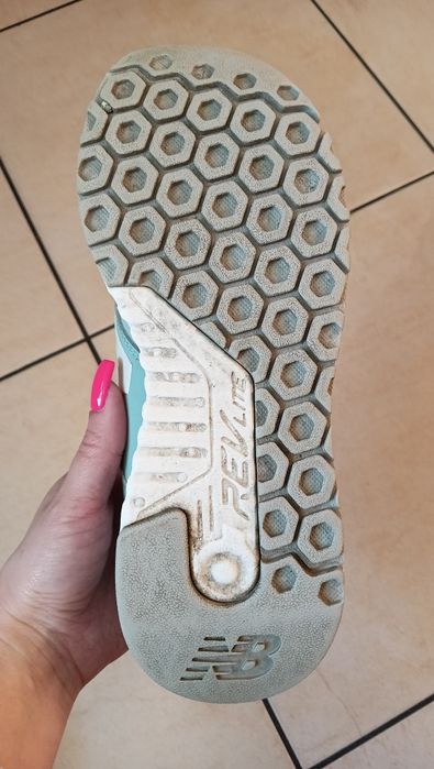 Buty sportowe damskie