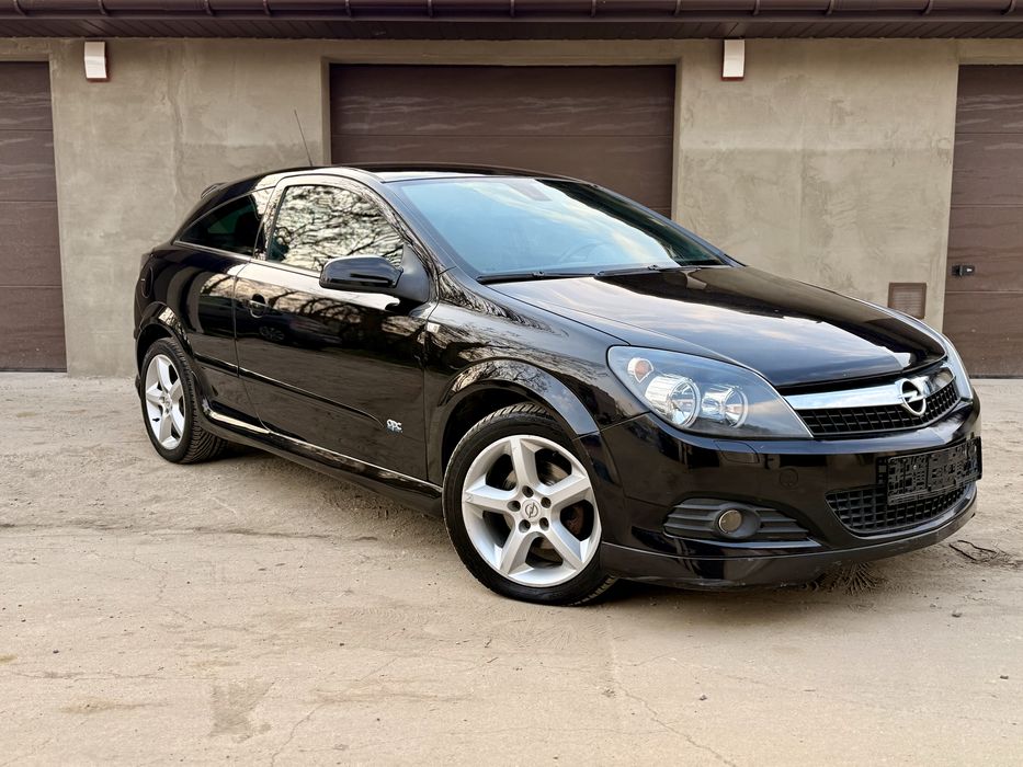 Opel Astra GTC 2010 r OPC Line  1.8 140 KM Klimatronic PDC Tempomat