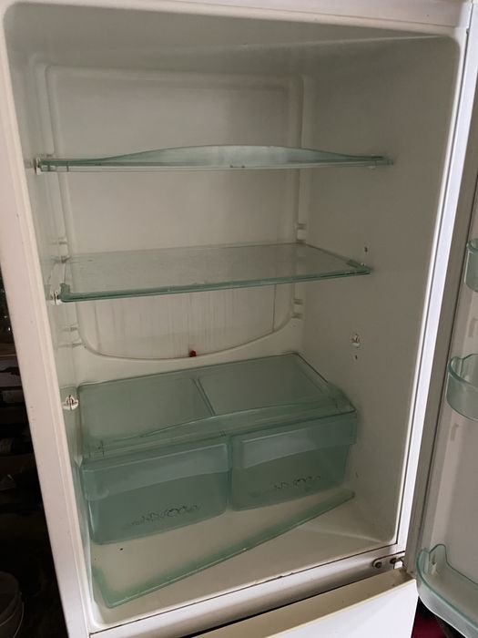 Холодильник snaige