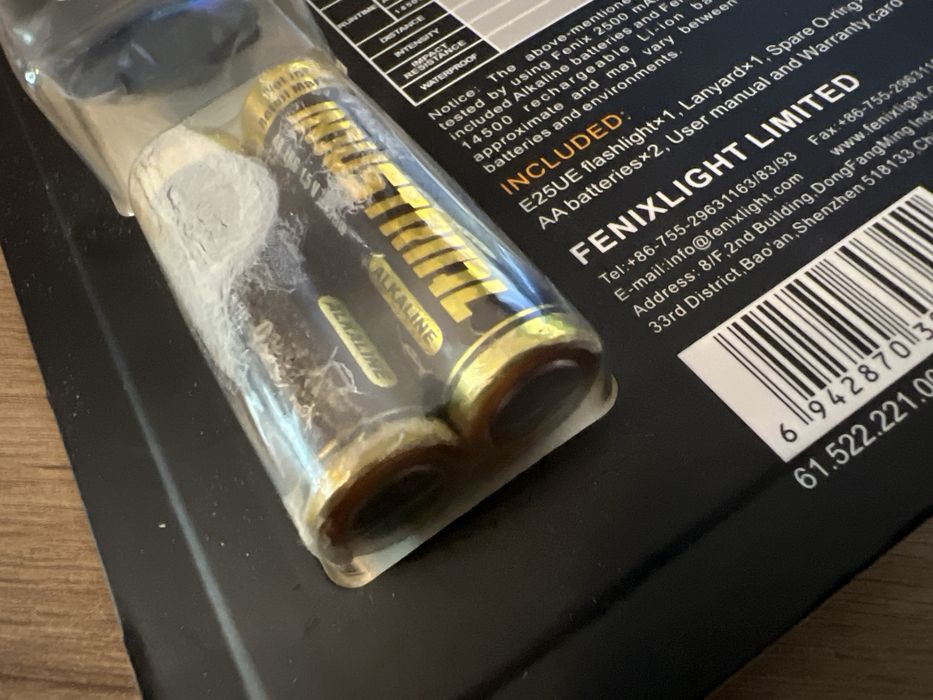 Latarka Fenix E25 UE