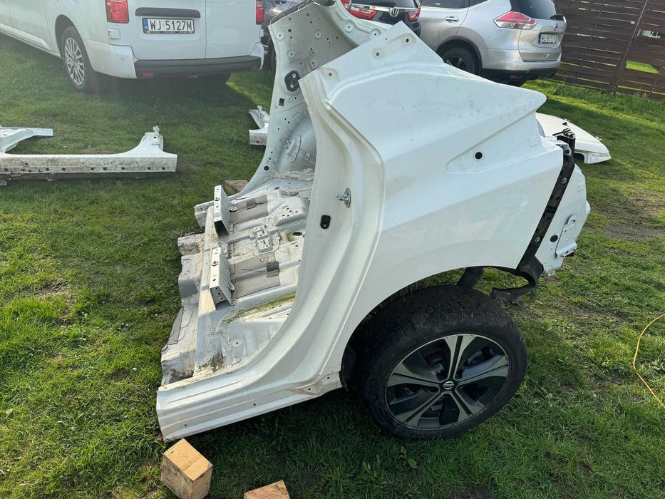 Четверть, кузов для Nissan Leaf 2015-2023 запчастини/РОЗБОРКА