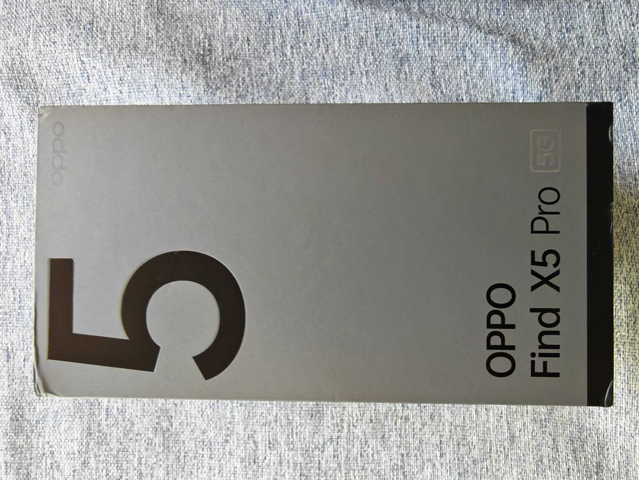 Smartfon Oppo find x5 pro, wersja 12GB / 256 GB, stan bardzo dobry