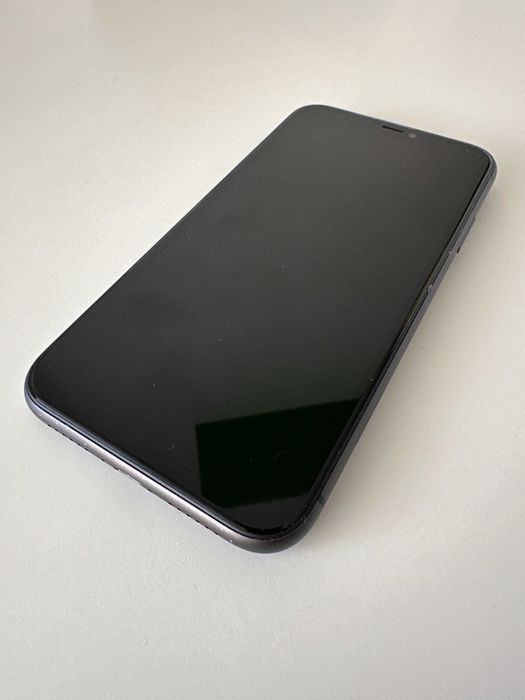 iPhone 11, black, 64Gb
