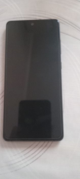 Самсунг S 21 FE в хороших руках.