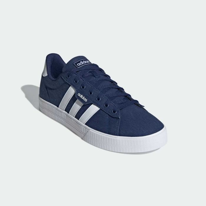 Sapatilhas Adidas Daily 3.0 - Tamanho 42 - Novas em caixa!