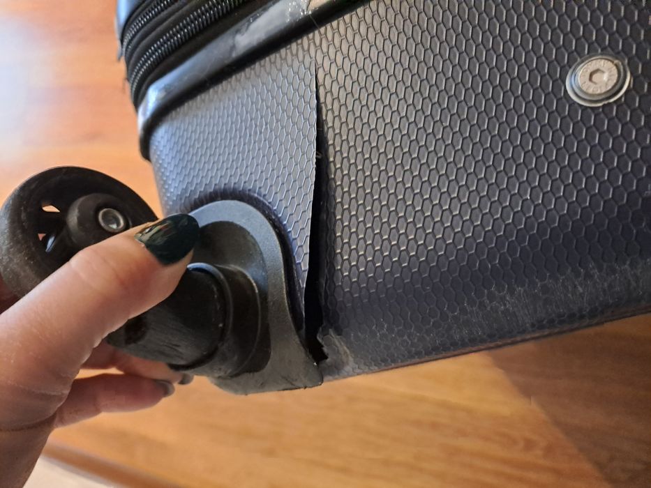 Waliza duża na kółkach