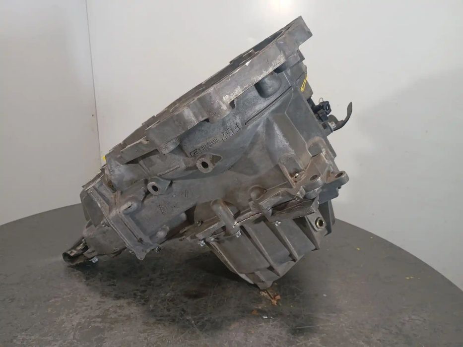 Caixa De Velocidades OPEL VECTRA C (Z02) 1.9 CDTI (F69) M32 M1-B4-87 50232113C8