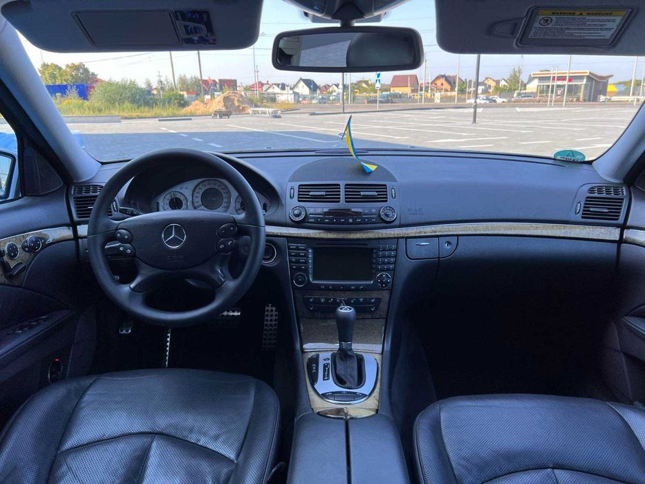 Продам мерседес W211