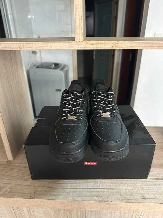 Nike_ Air_Force_1_Low_Supreme_Black Rozmiar 39