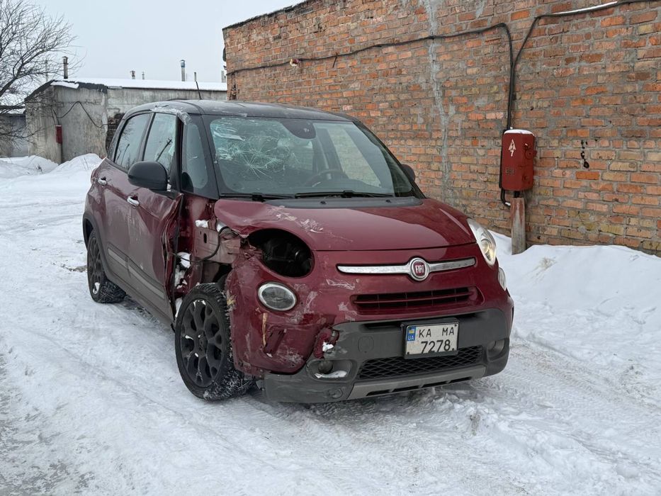 Fiat 500L  після дтп