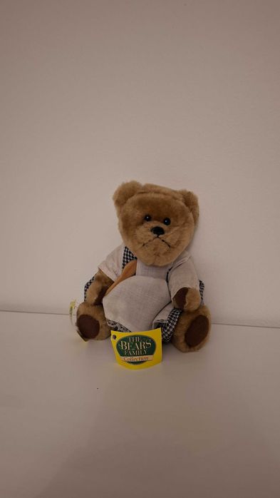 Colecção de 8 ursos de peluche "The Bears Family collection"