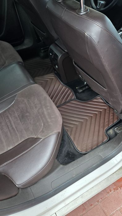 Passat B7 2011 2.0 дизель Автомат європа