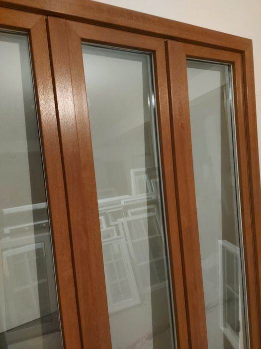 Janela PVC - PORTA PVC - Janela Aluminio de Abrir Vidro Duplo - Porta