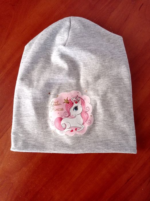 Шапка для дівчинки. Шапочка з єдинорогом