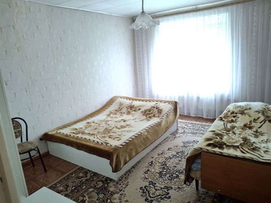 Продам будинок поруч з центром