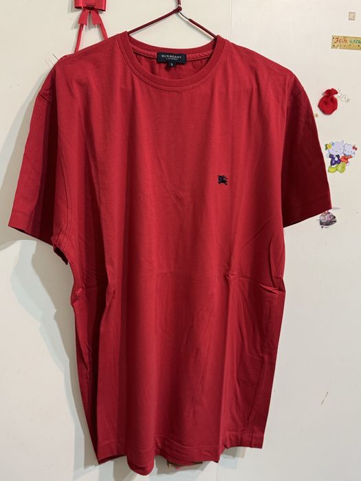 Tshirts Versage e Burberry