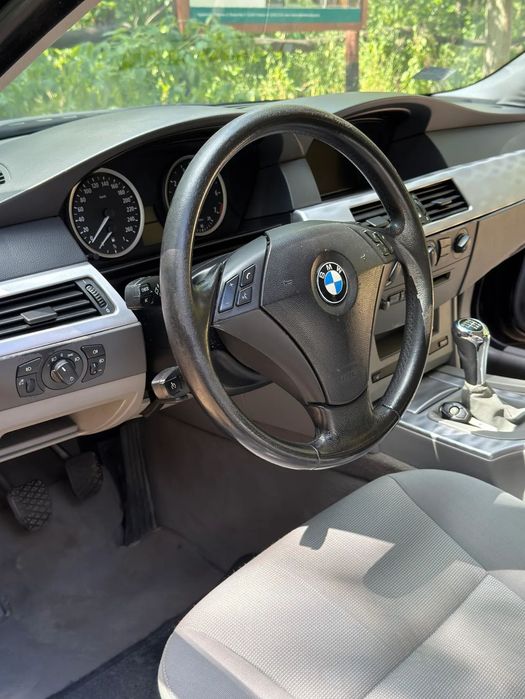 BMW Seria 5 BMW Serii 5 E60 – 2.5 Benzyna 192 KM | Manual | 2 komplety kół