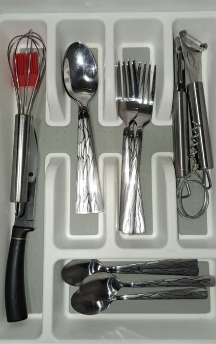 Вільна . ДОКУМЕНТИ .Є квартири, у різних районах міста